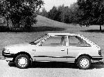 foto 20 Bil Mazda 323 GT hatchback 3-dør (BF 1985 1989)