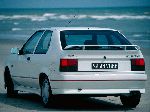 photo 8 Car Renault 19 Hatchback (1 generation 1988 1992)