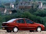 photo 9 Car Renault Megane Classic sedan (1 generation 1995 1999)