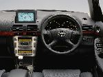 світлина 14 Авто Toyota Avensis Універсал (3 покоління 2009 2011)