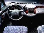 світлина 14 Авто Toyota Estima Lucida мінівен 4-дв. (1 покоління 1990 1999)