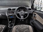Foto 12 Auto Volkswagen Polo Schrägheck 5-langwellen (5 generation 2009 2015)