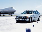 特性 12 車 BMW 3 serie ワゴン 写真