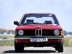 photo 51 Car BMW 3 serie Sedan 2-door (E30 1982 1990)