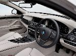 kuva 13 Auto BMW 5 serie Touring farmari (E60/E61 [uudelleenmuotoilu] 2007 2010)