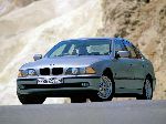 īpašības 10 Auto BMW 5 serie sedans foto