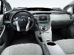 світлина 11 Авто Toyota Prius Хетчбэк (3 покоління 2009 2011)