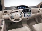 foto 4 Auto Toyota Raum Minivens (1 generation 1997 2003)