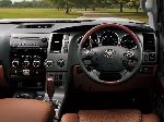 світлина 5 Авто Toyota Sequoia Позашляховик (2 покоління 2008 2017)
