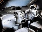 світлина 29 Авто Toyota Yaris Хетчбэк 3-дв. (P1 1999 2003)