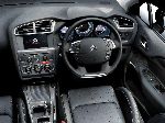 kuva 9 Auto Citroen C4 Hatchback 5-ovinen (1 sukupolvi 2004 2010)