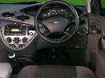foto 99 Bil Ford Focus Hatchback 5-dør (3 generation [restyling] 2014 2017)